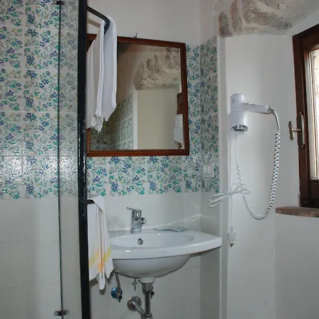 Rifugio Della Rocca Hotel 3*