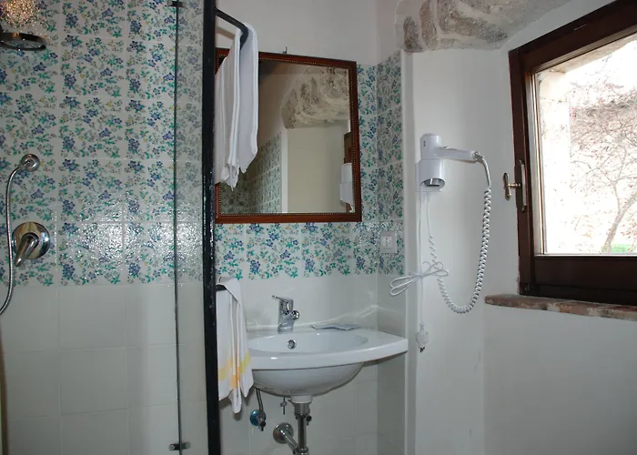 Rifugio Della Rocca Hotel 3*